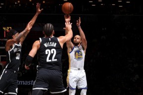 Kaiyun开云中国官网-包含约基奇对阵库里展开拉锯大战，最终险胜对手的词条