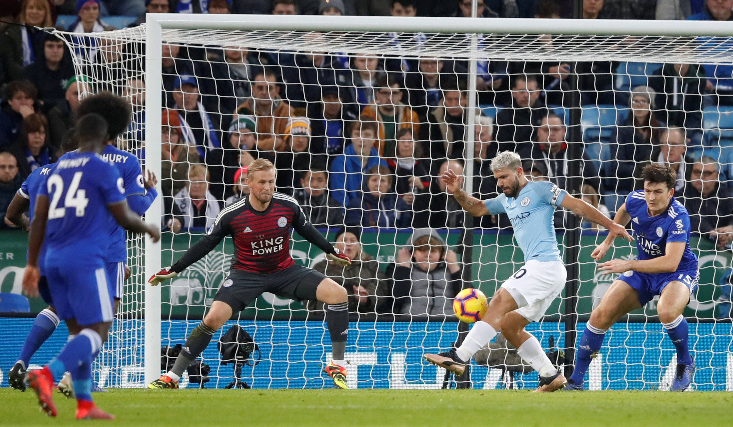 关于曼城迎社区盾关键赛，集结日止住颓势，媒体盛赞，心理建设被强调的信息